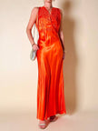Vestido largo de satén de seda color langosta bordado a mano “Da Fu Gui”