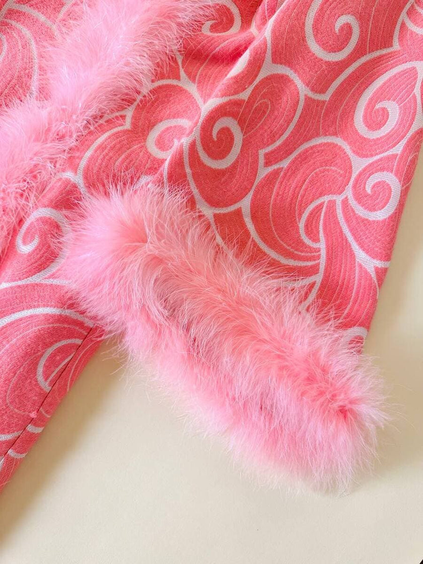 Abito in tessuto Jacquard rosa profilato con marabù in tinta
