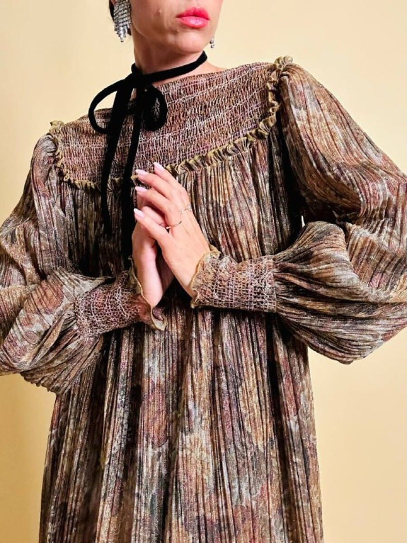 Abito lungo in lurex micro plissé fantasia florale