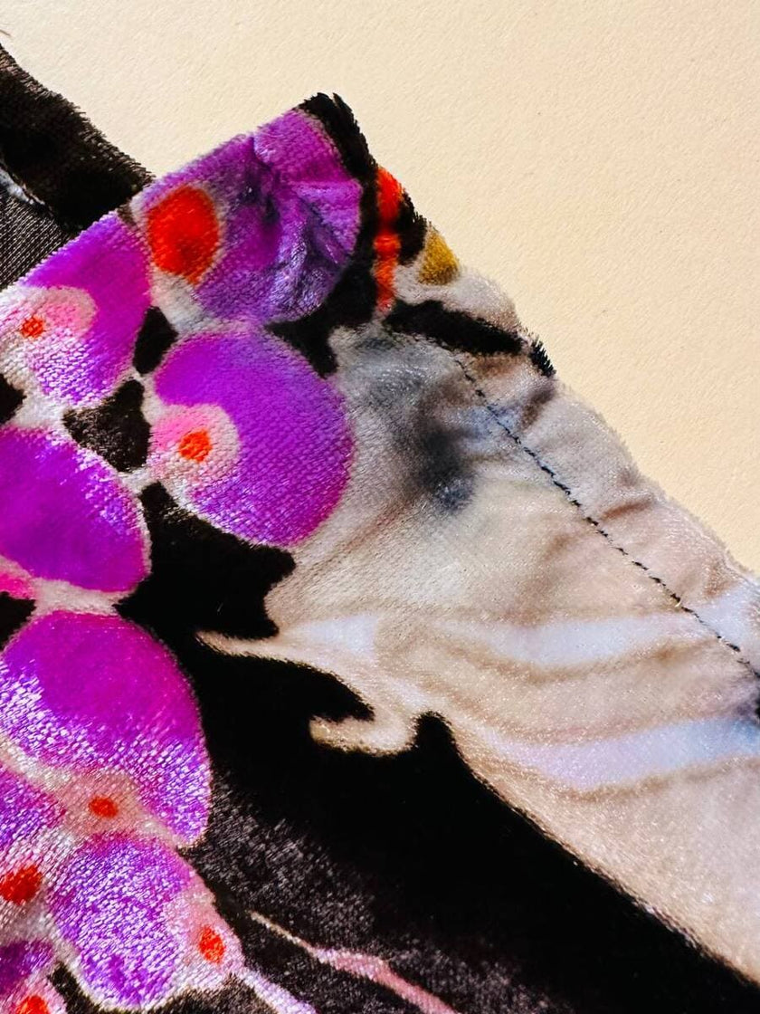 Abito sartoriale in velluto fantasia floreale