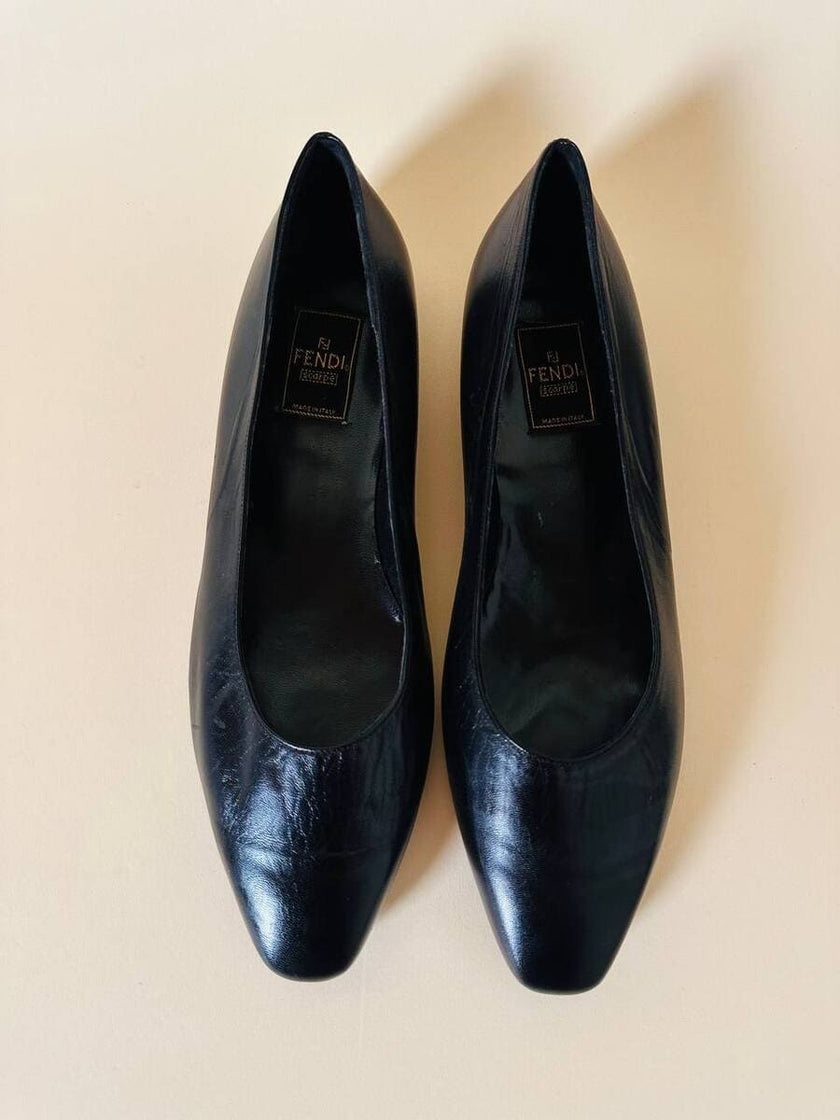 Ballerine in pelle nera “Fendi”