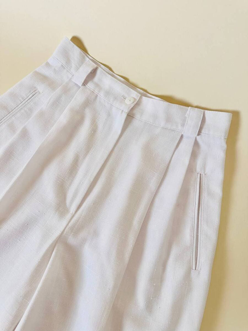Bermuda bianco con pince “Katies”