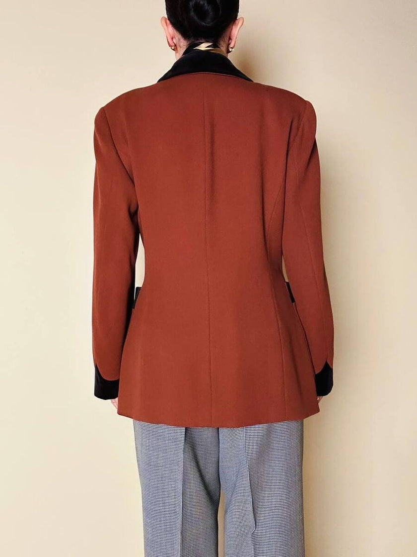 Blazer doppiopetto in lana color ruggine con riporti in velluto cacao Mila Schön