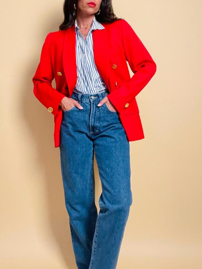 Blazer doppiopetto rosso con bottoni oro 