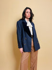 Blazer aristocratico in lana mélange e velluto blu di Prussia con bottoni gioiello “Gianluca Gabrielli”