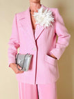 Blazer rosa con bottone gioiello in madreperla “Yves Saint Laurent”