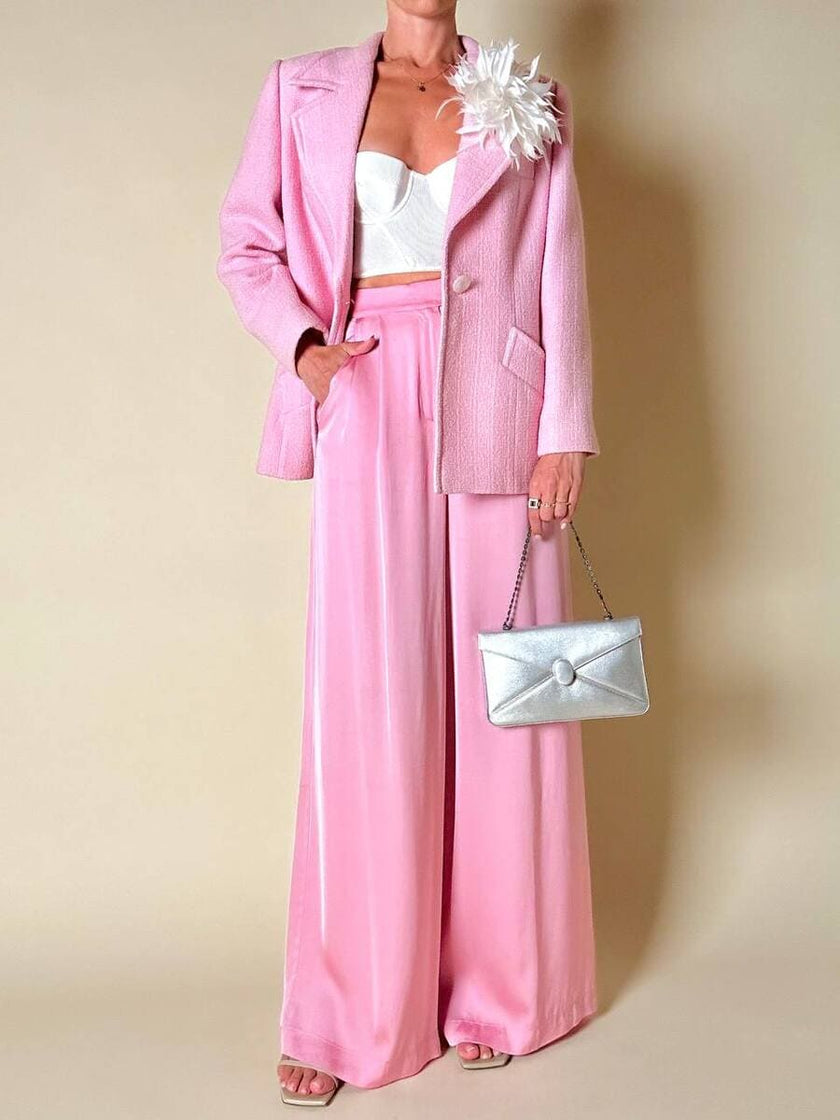 Blazer rosa con bottone gioiello in madreperla “Yves Saint Laurent”