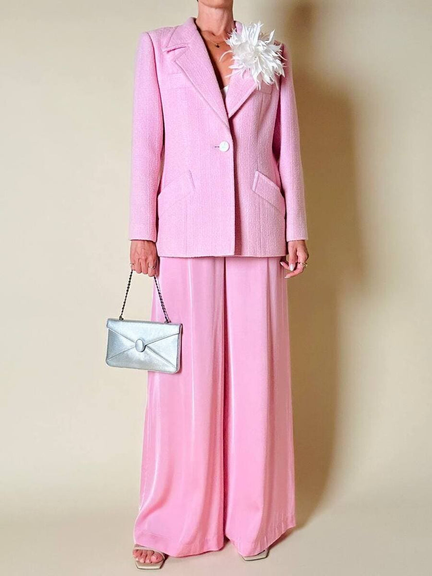 Blazer rosa con bottone gioiello in madreperla “Yves Saint Laurent”