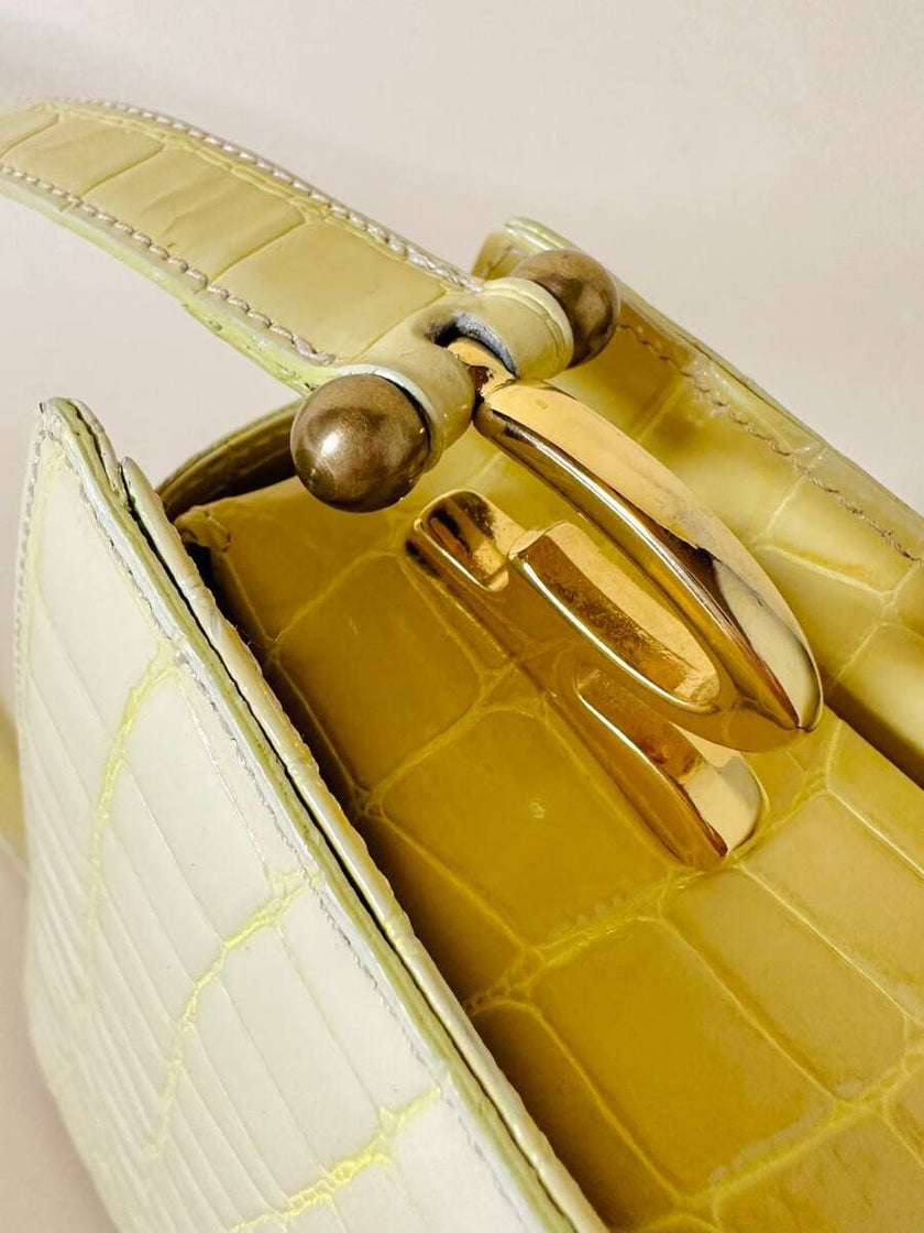 Borsa in pelle stampa coccodrillo giallo pastello “Genny”