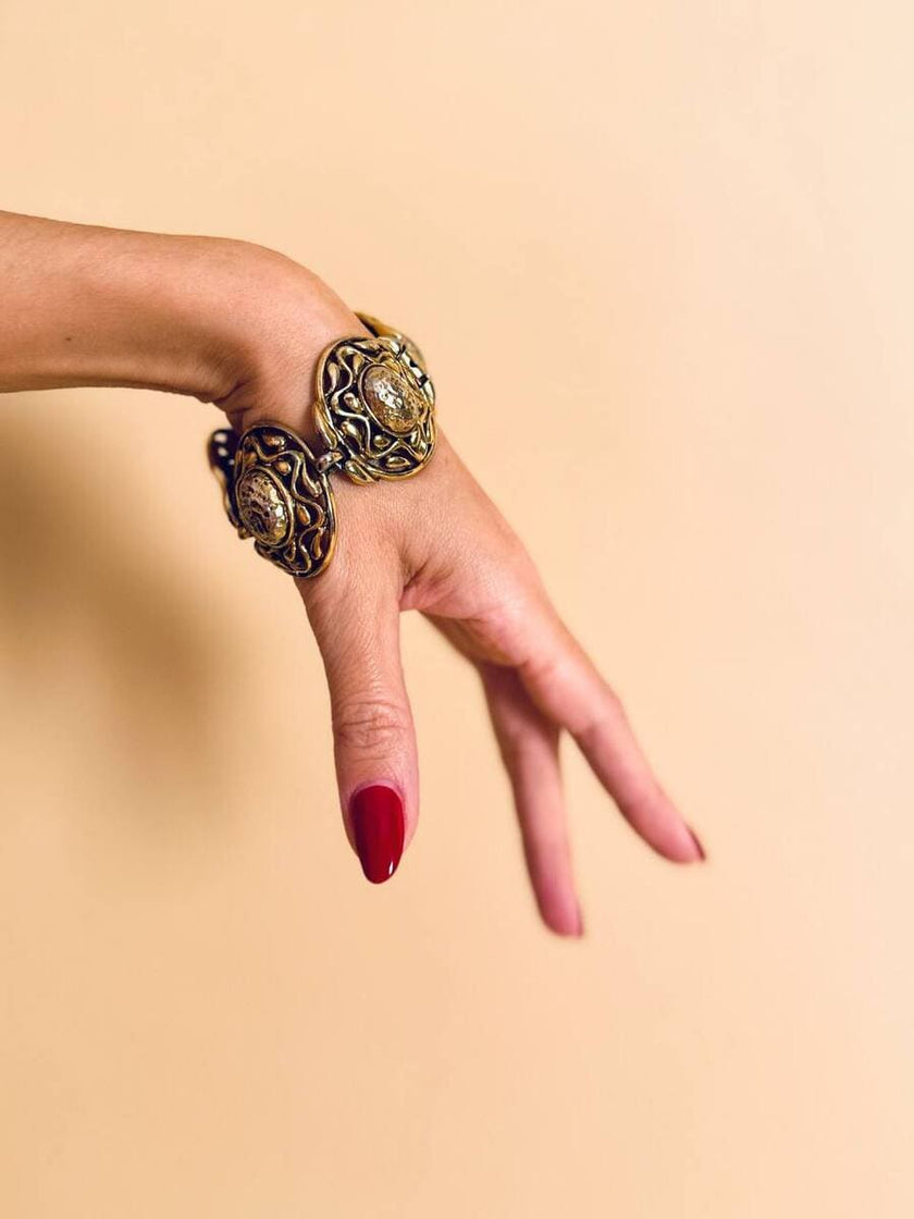 Bracciale in stile barocco “Yves Saint Laurent Rive Gauche”