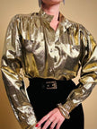 Camicia in lamè oro con bottoni gioiello 