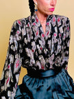 Camicia body in georgette Jaquard nera con fantasia arabesca in lamè
