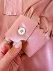 Camicia con fiocco al collo in raso di seta rosa 