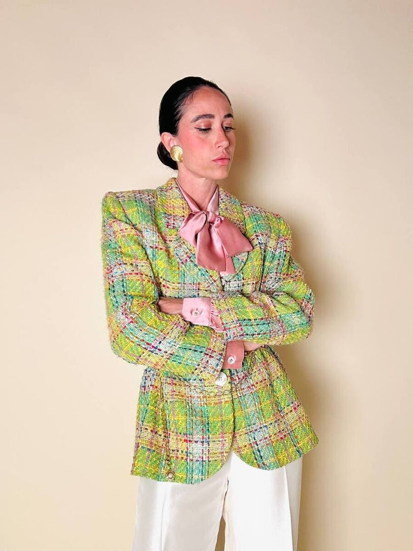 Camicia con fiocco al collo in raso di seta rosa 