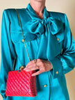 Camicia con fiocco al collo in raso di seta verde Caraibi “Ivana Zanini”