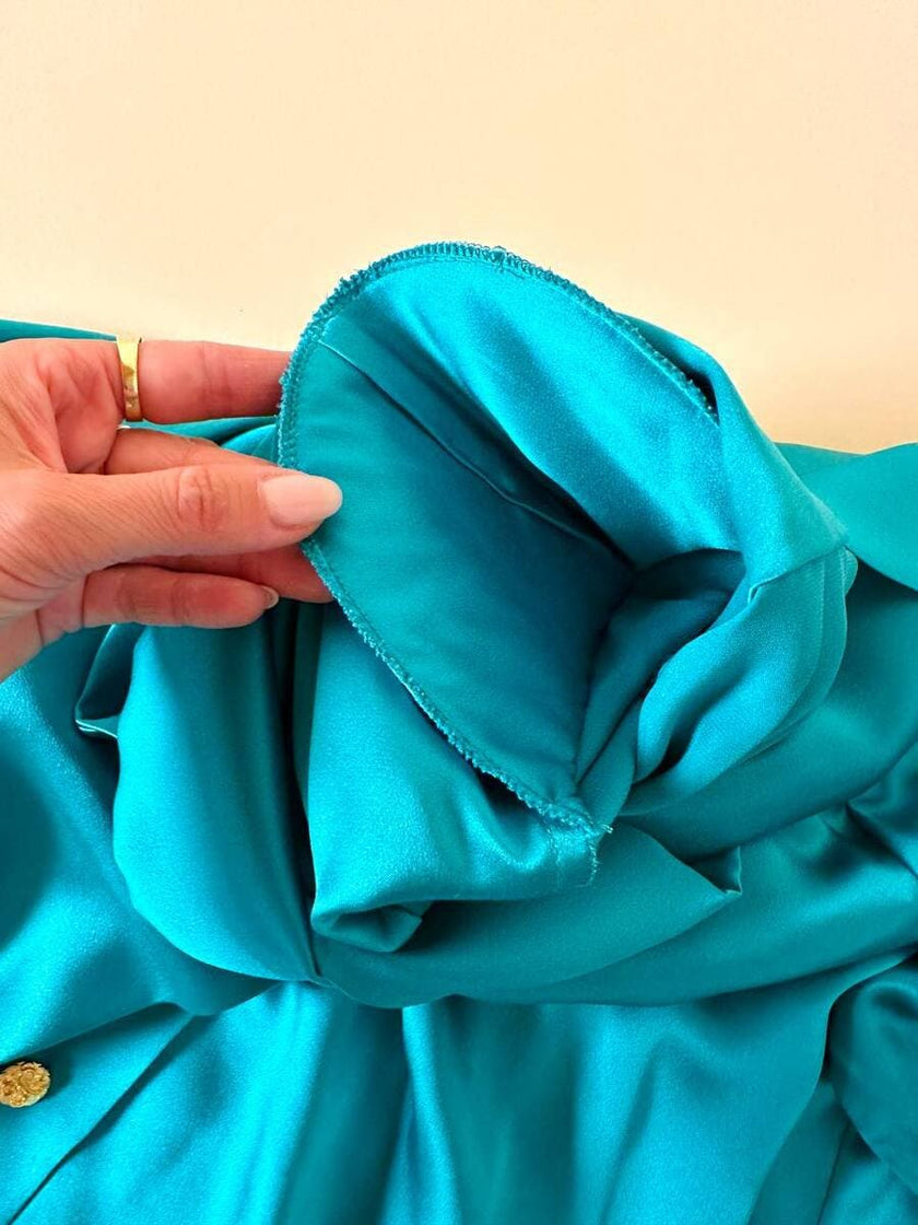 Camicia con fiocco al collo in raso di seta verde Caraibi “Ivana Zanini”