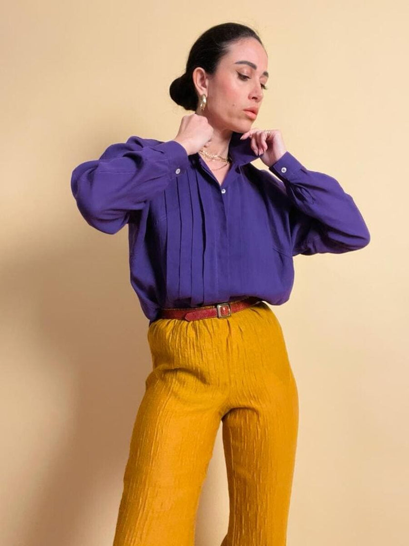 Camicia in cotone viola con motivo plissé