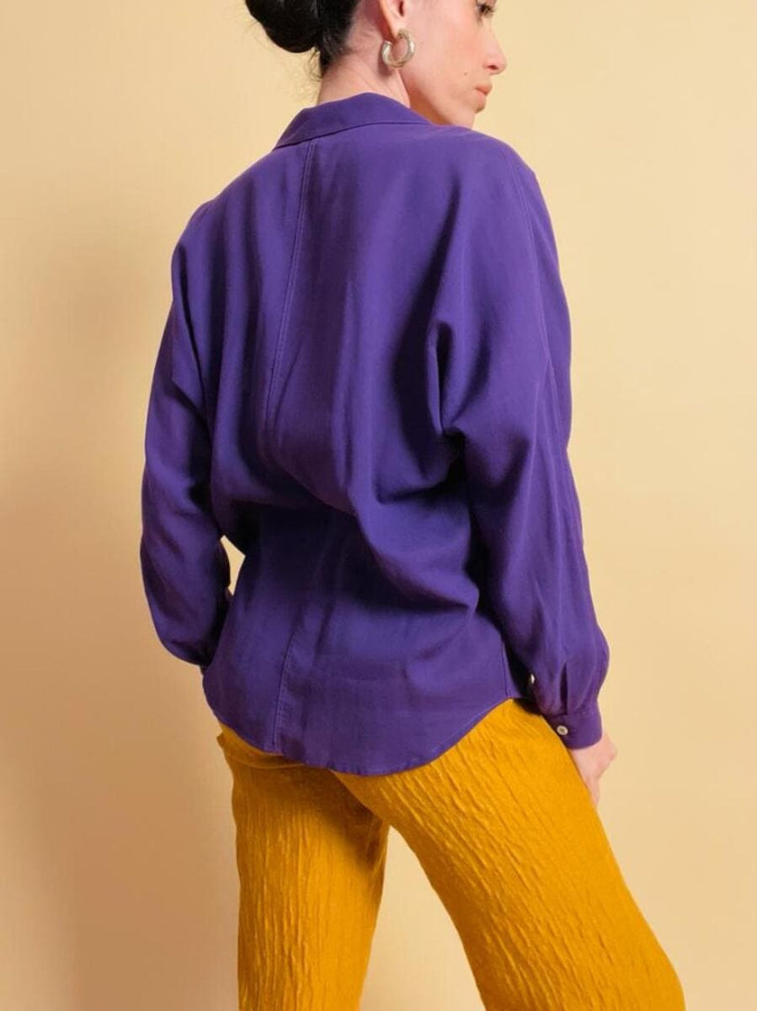 Camicia in cotone viola con motivo plissé