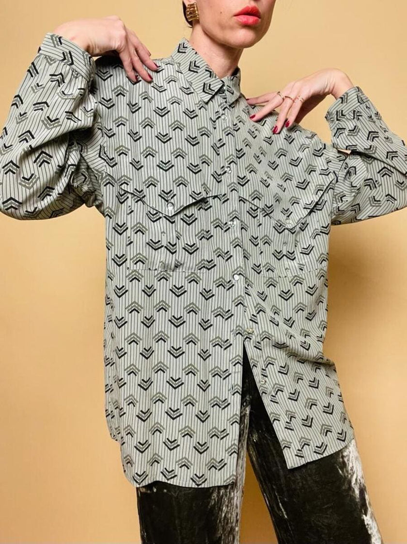 Camicia in seta fantasia verde lichene 