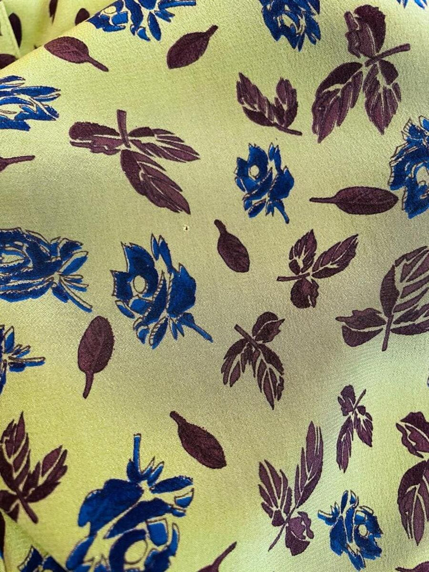 Camicia in seta verde oliva fantasia floreale