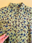 Camicia in seta verde oliva fantasia floreale