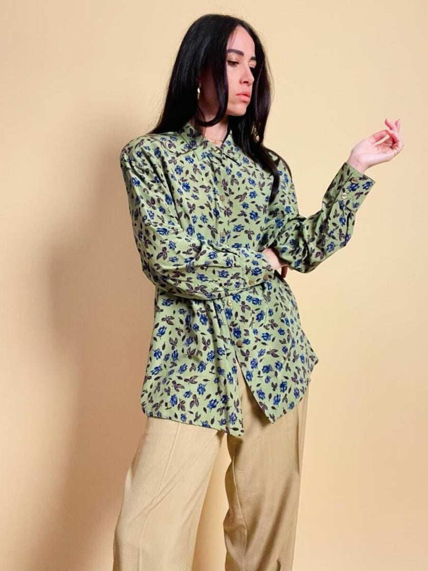 Camicia in seta verde oliva fantasia floreale