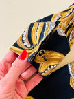 Camicia nera fantasia barocca con perle “Laurèl”