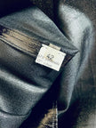 Camicia in lamè nero con bottoni canna di fucile