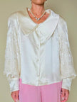 Camicia sartoriale in raso di seta avorio con inseriti di pizzo