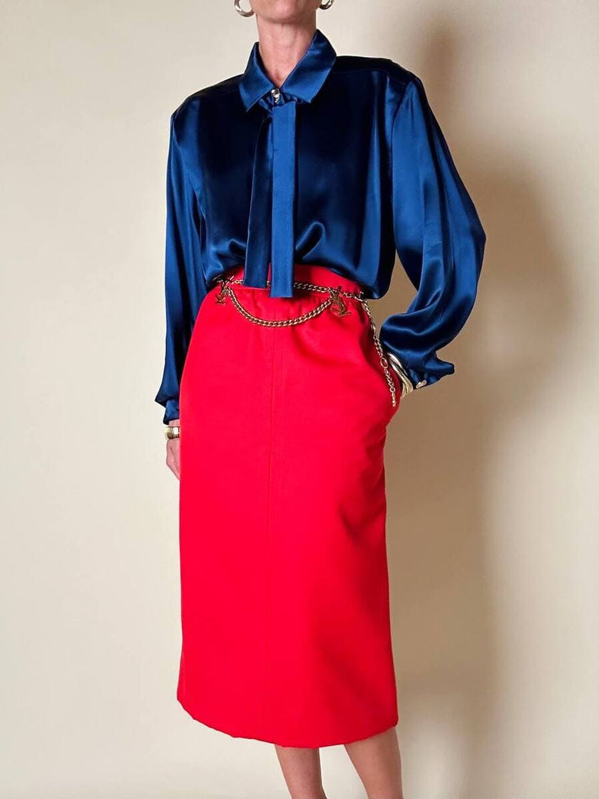 Camicia in raso di seta blu con nastro al collo “Yves Saint Laurent”