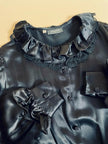 Camicia in raso di seta nero con rouches e bottoni gioiello