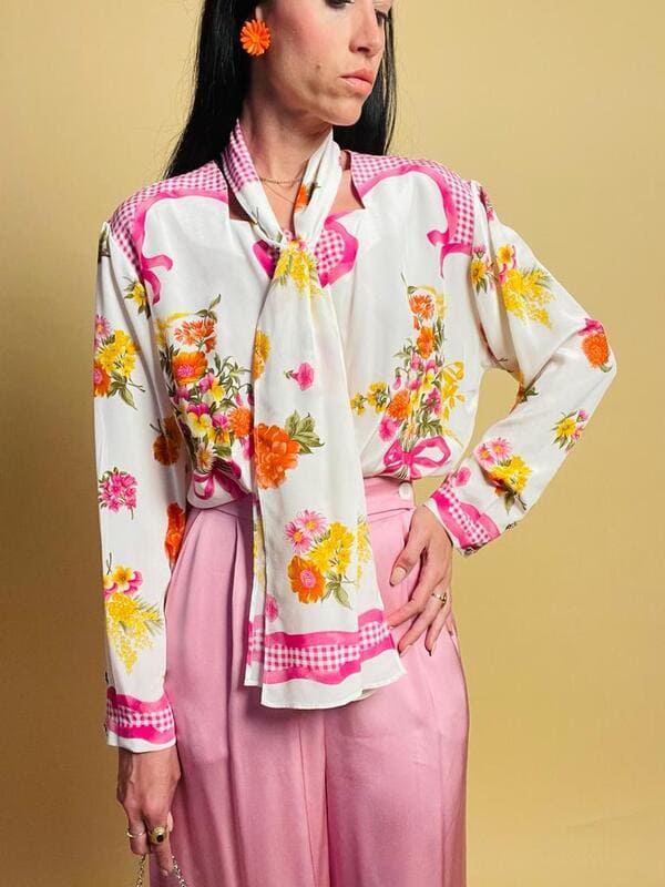 Camicia in seta fantasia floreale e vichy con bottoni gioiello
