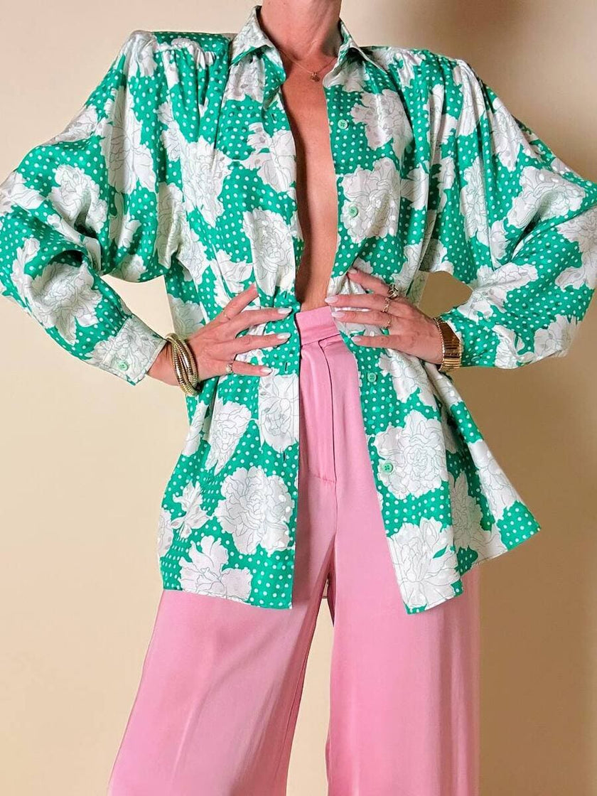Camicia oversize in seta Jacquard fantasia floreale verde e bianca “Ballon”