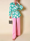 Camicia oversize in seta Jacquard fantasia floreale verde e bianca “Ballon”
