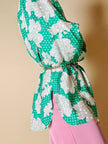 Camicia oversize in seta Jacquard fantasia floreale verde e bianca “Ballon”