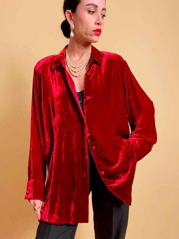 Camicia in velluto rosso scarlatto e seta