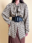 Camicia oversize con fiocco al collo fango e nera