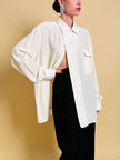 Camicia oversize in seta avorio con abbottonatura asimmetrica “Gigi Pary”