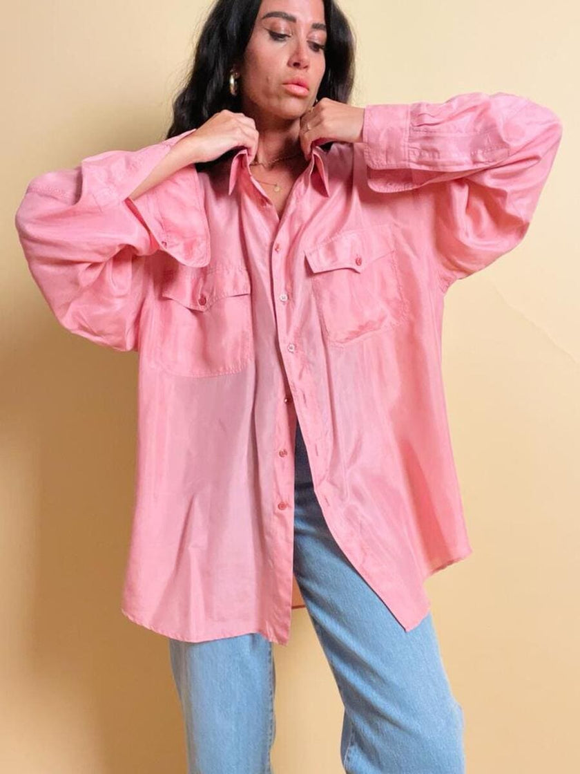 Camicia oversize in seta rosa fiore di Sakura