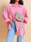 Camicia oversize in seta rosa fiore di Sakura