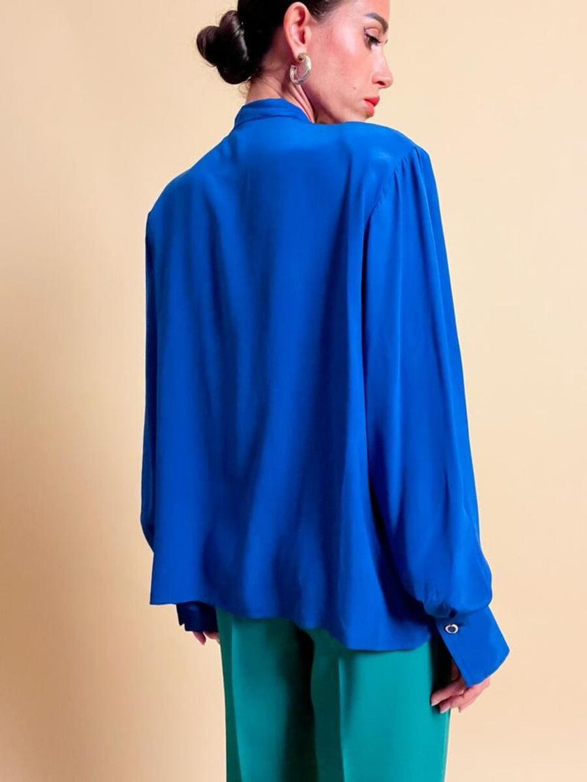 Camicia sartoriale in seta blu Majorelle