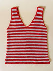 Canotta handmade in crochet a righe bianche e rosse