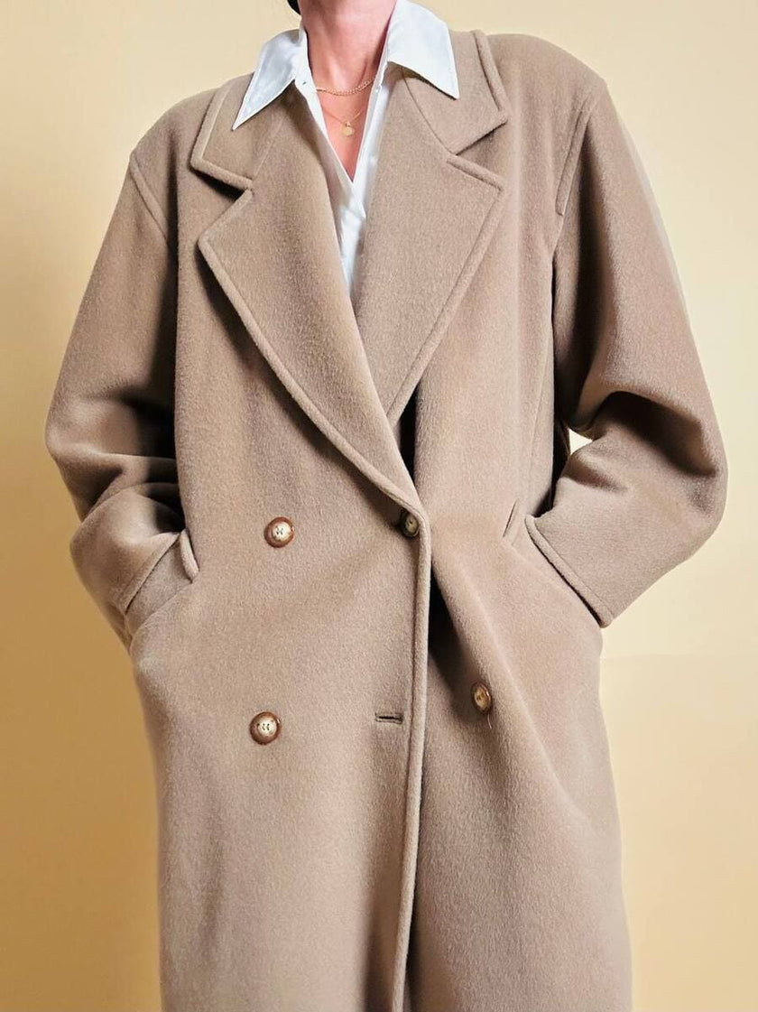 Cappotto doppiopetto in drap di lana cammello 