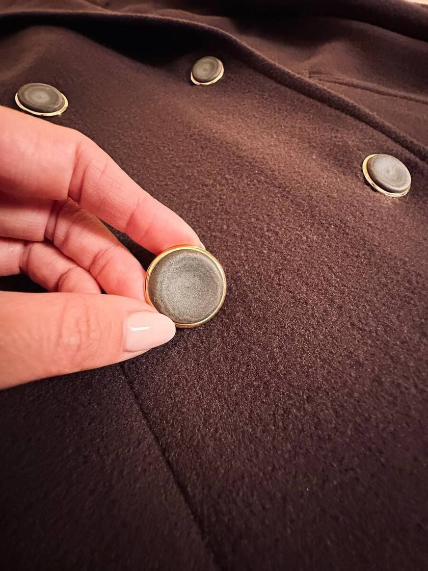 Cappotto doppiopetto in drap di lana caffè con polsi di visone