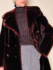 Cappotto doppiopetto in montone rasato rosso marrone