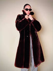 Cappotto doppiopetto in montone rasato rosso marrone
