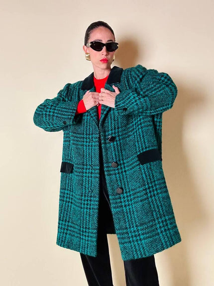 Cappotto sartoriale in lana bouclé verde e nero fantasia principe di Galles