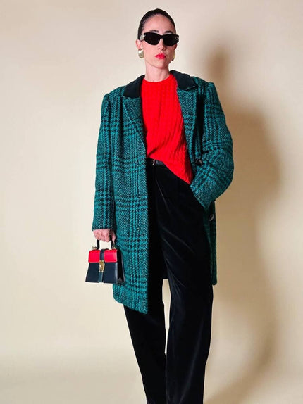 Cappotto sartoriale in lana bouclé verde e nero fantasia principe di Galles