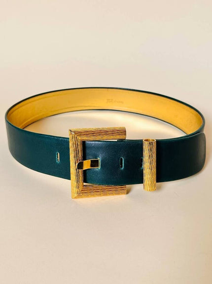 Cintura in pelle verde inglese con fibbia dorata 
