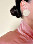 Clip a bottone con piccole perle di fiume